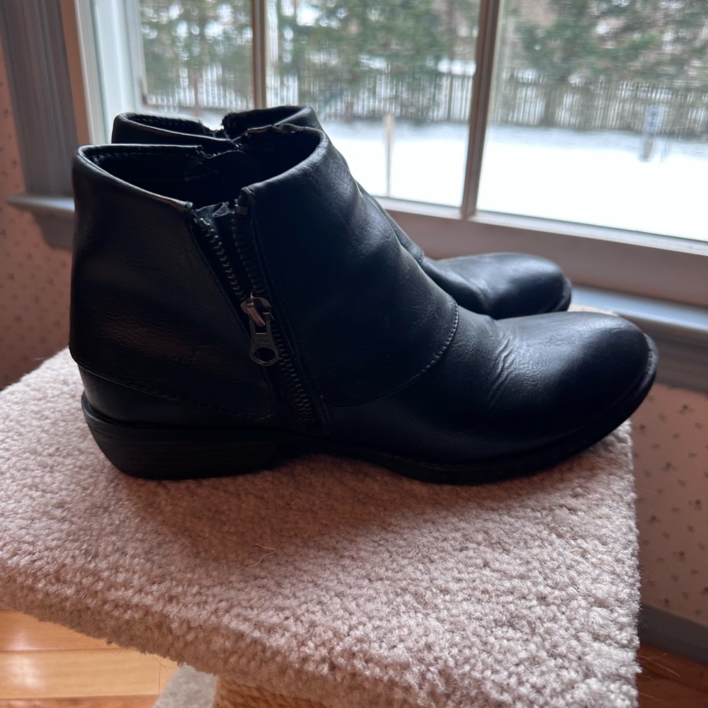 B.O.C. Black Boots Size 9